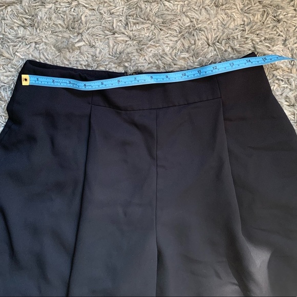 Club monaco navy high waisted pleated front shorts - Picture 8 of 10